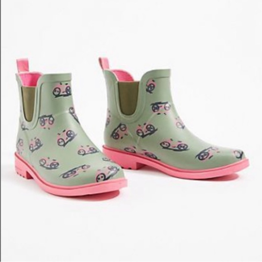 Anthropologie Colloquial Chelsea Rain Booties Size 9